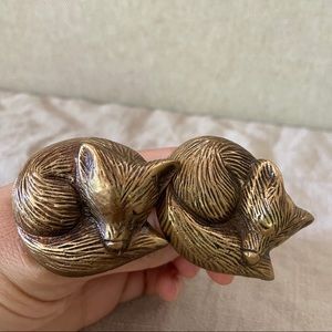 Anthropologie Sleeping Fox Knobs, Set of 2